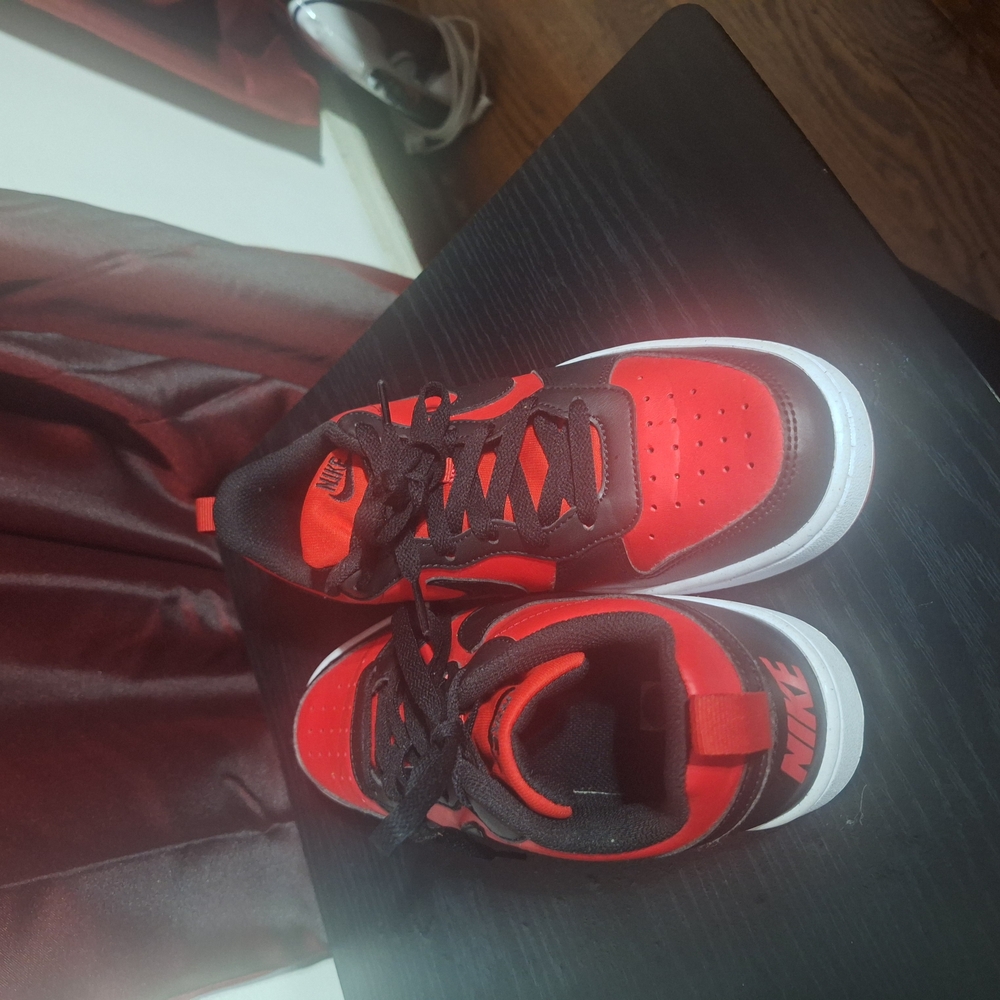 Nike Kids Red and Black Sneakers